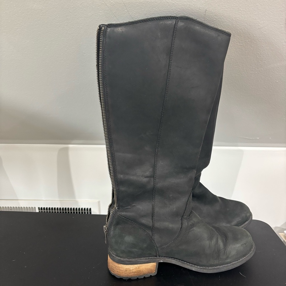 UGG Seldon Black Leather Tall Riding Boots, Size 7
